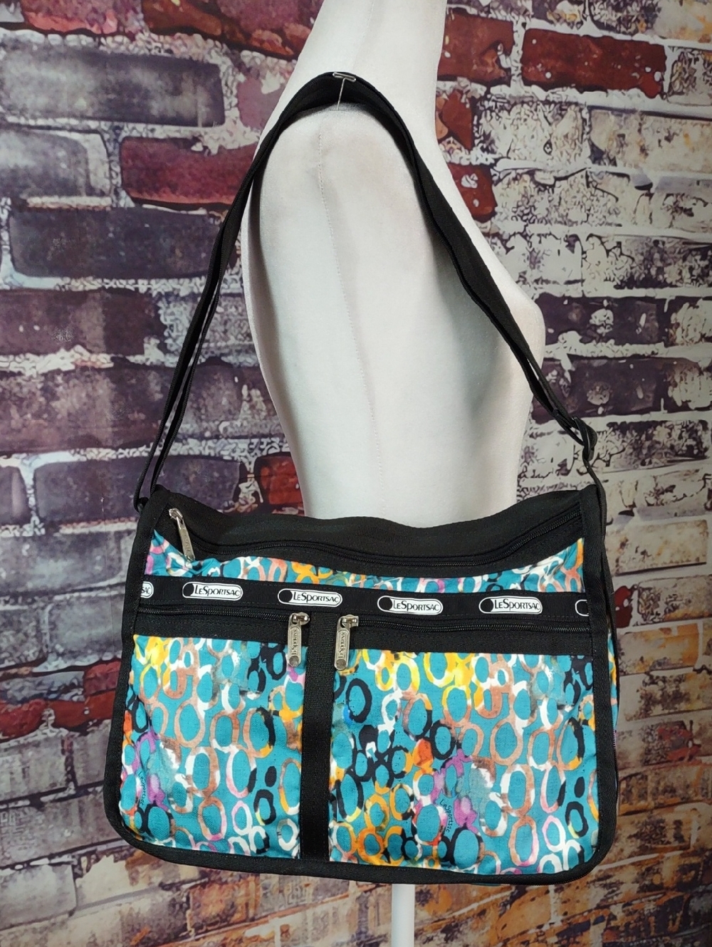 LeSportsac Deluxe Everyday Crossbody/Shoulder Bag